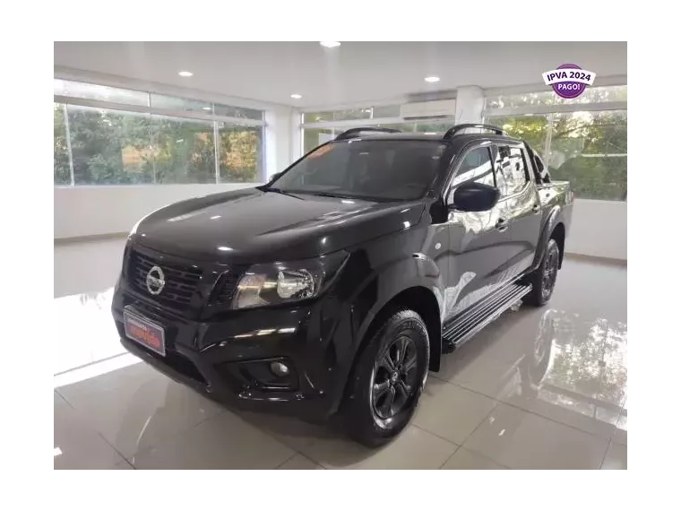 Nissan Frontier Preto 6