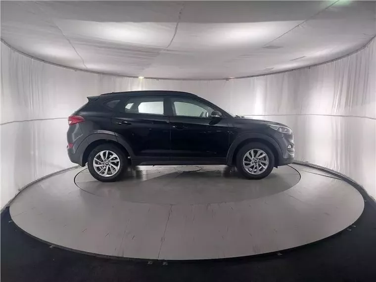 Hyundai Tucson Preto 9