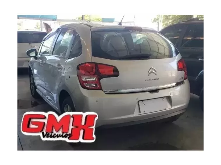 Citroën C3 Prata 8