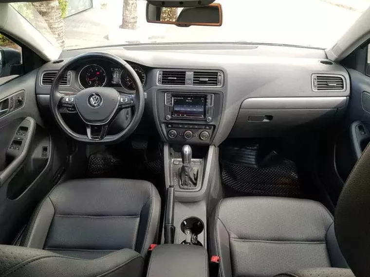 Volkswagen Jetta Cinza 7