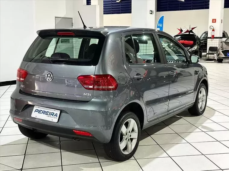 Volkswagen Fox Cinza 9