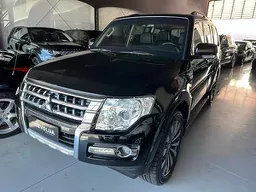 Mitsubishi Pajero Full