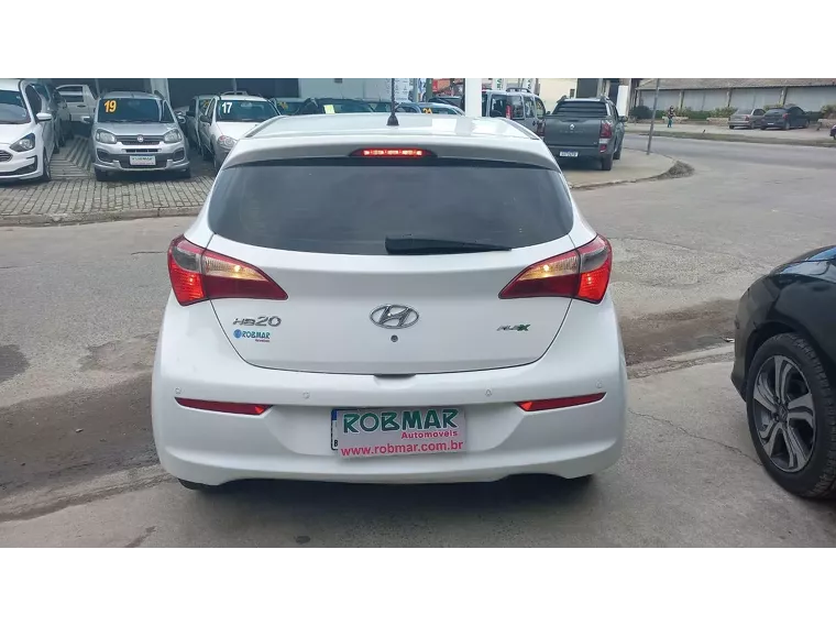 Hyundai HB20 Branco 8