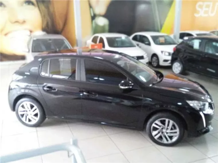 Peugeot 208 Preto 6