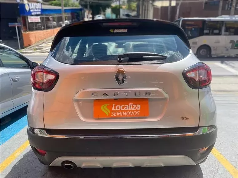 Renault Captur Prata 5