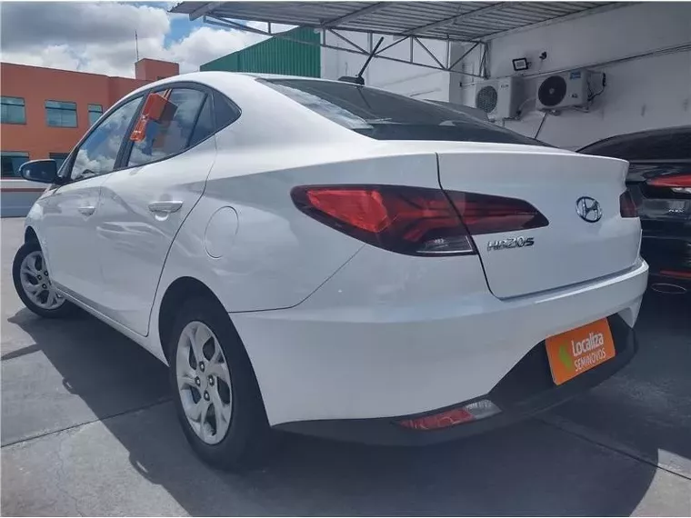 Hyundai HB20S Branco 3