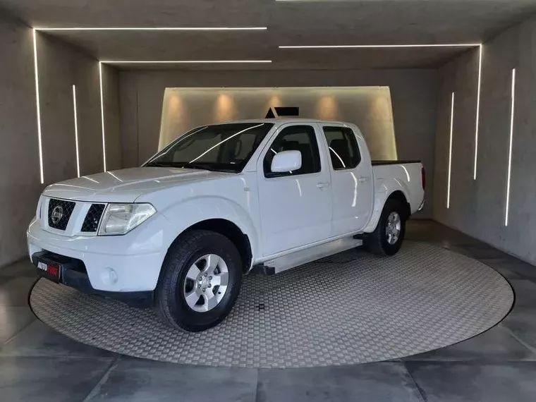 Nissan Frontier Branco 9