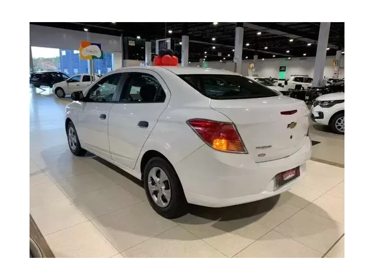 Chevrolet Prisma Branco 9