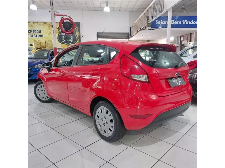 Ford Fiesta Vermelho 8