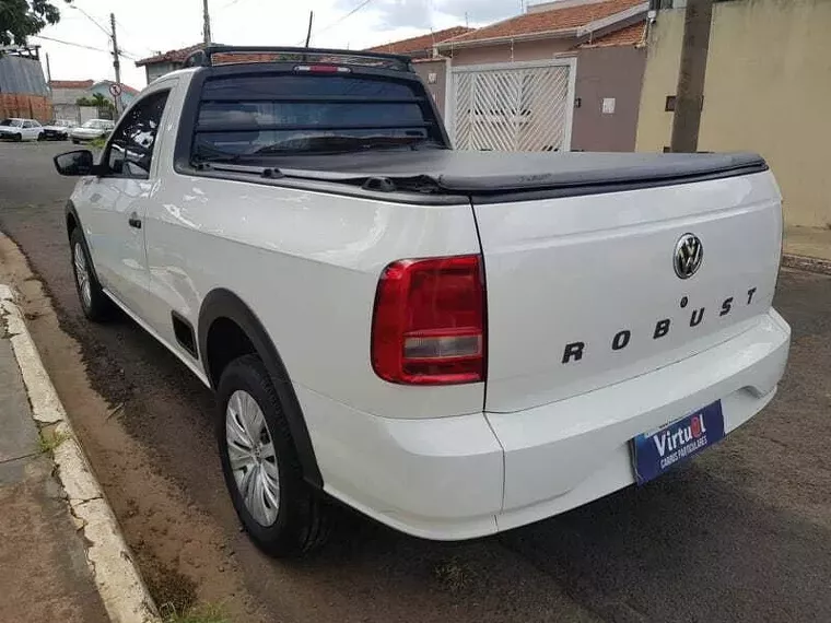 Volkswagen Saveiro Branco 2