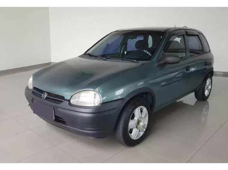 Chevrolet Corsa Verde 2