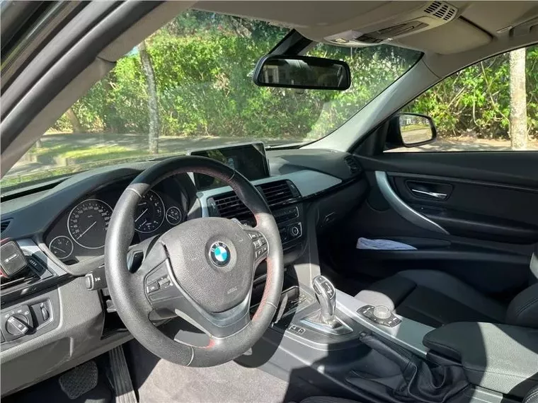 BMW 320i Preto 2