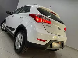 Hyundai HB20X