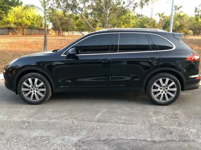 Porsche Cayenne Preto 7