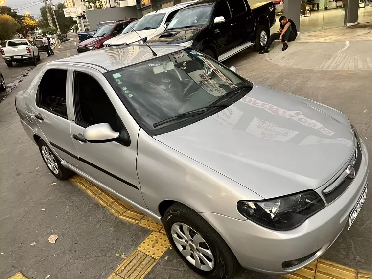 Fiat Siena Prata 5