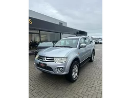 Mitsubishi Pajero Full