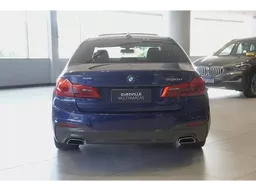 BMW 530e