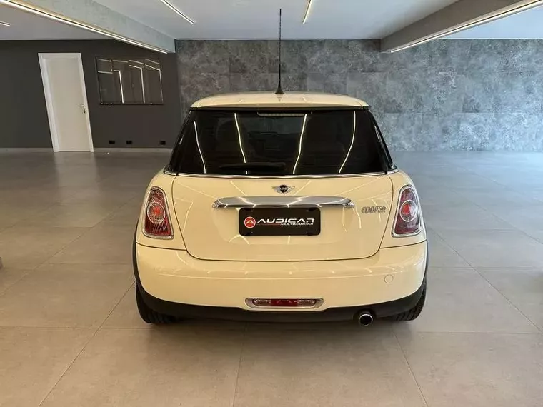 Mini Cooper Branco 14