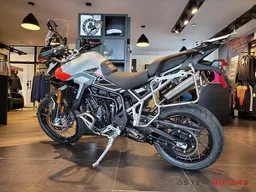 Triumph Tiger 900
