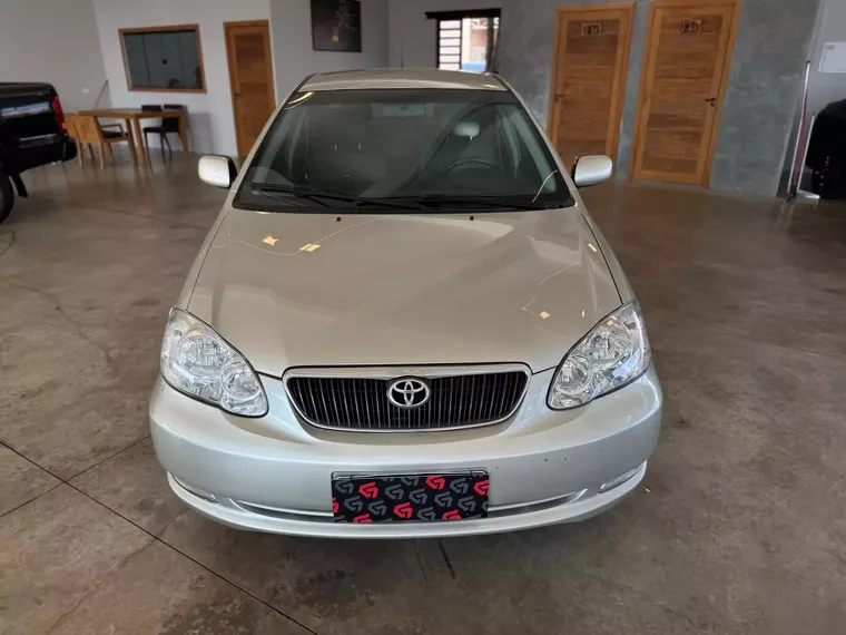 Toyota Corolla Bege 3