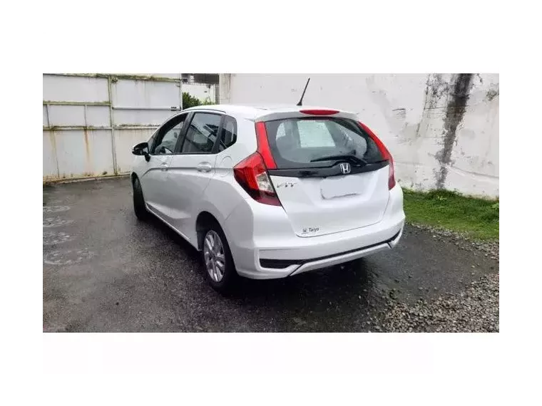 Honda FIT Branco 2