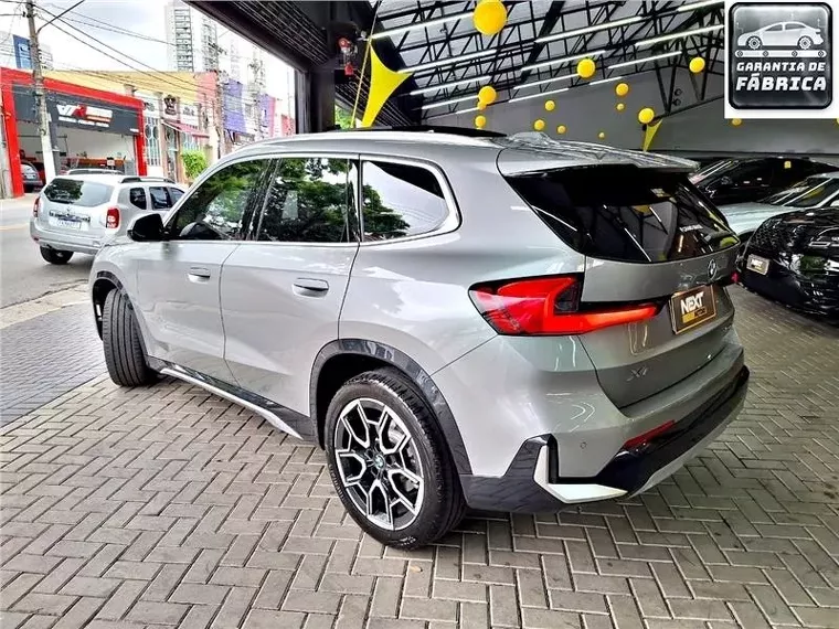 BMW X1 Prata 16