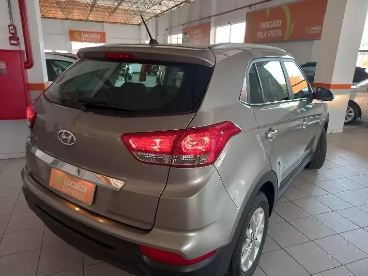 Hyundai Creta Prata 4