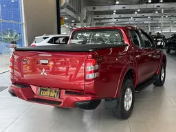 Mitsubishi L200 Triton