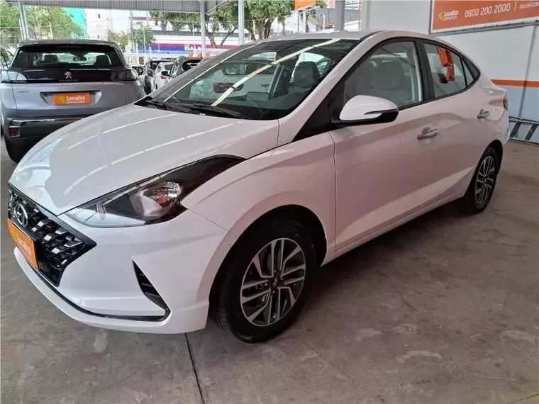 Hyundai HB20S Branco 10