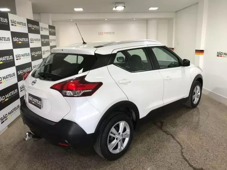 Nissan Kicks Branco 11