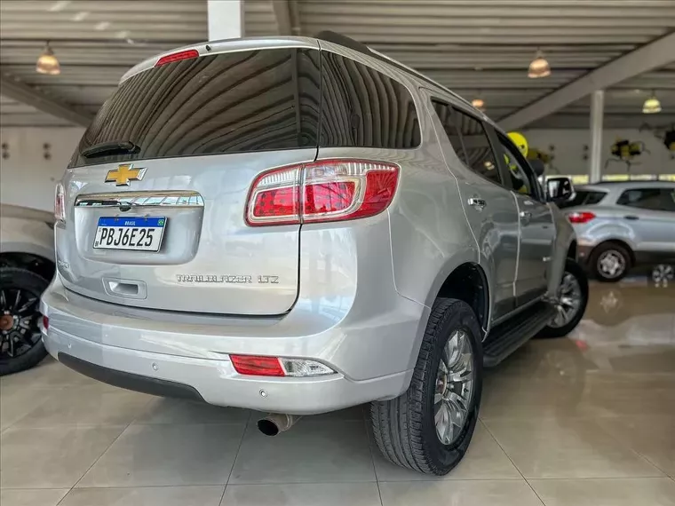 Chevrolet Trailblazer Prata 4