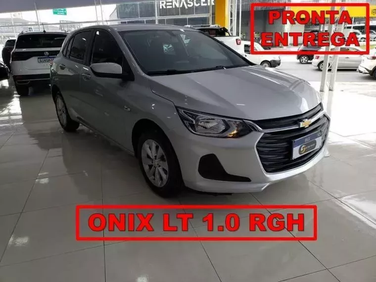 Chevrolet Onix Prata 9