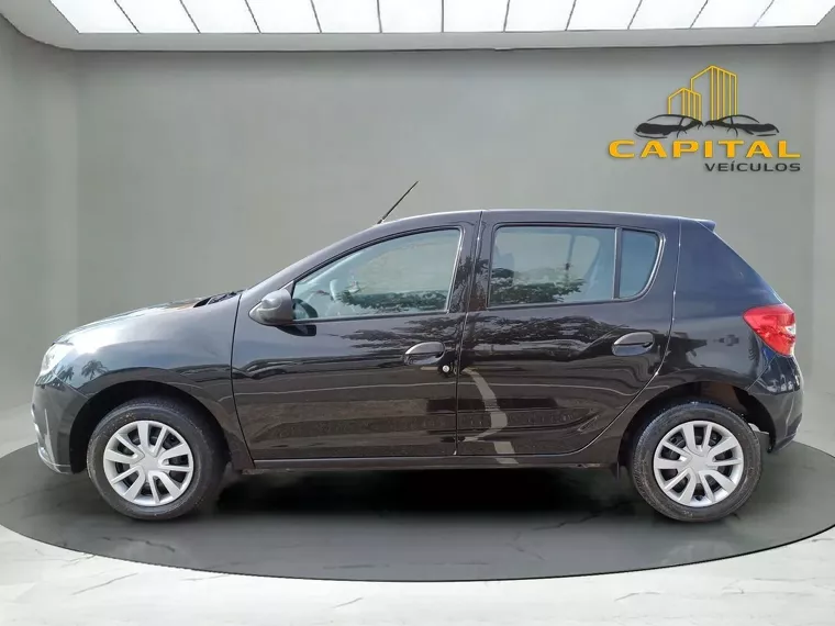 Renault Sandero Preto 10