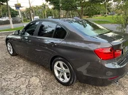 BMW 320i