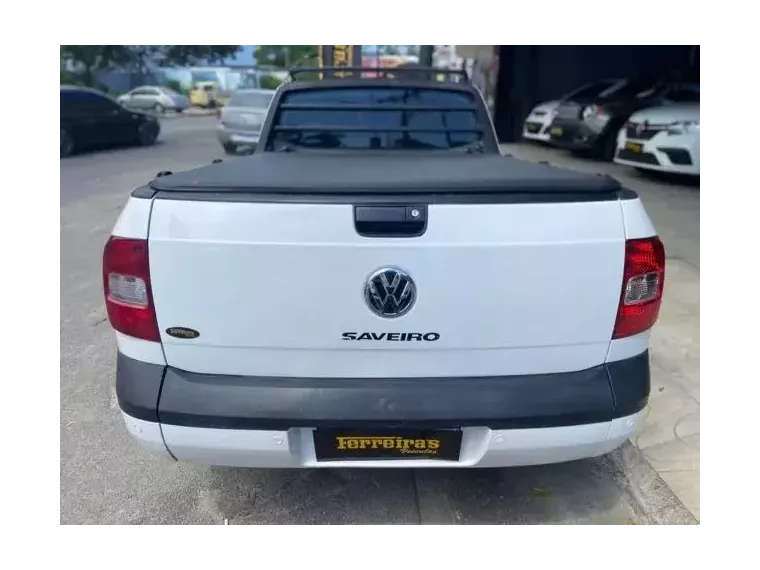 Volkswagen Saveiro Branco 2