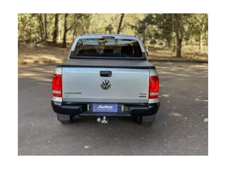 Volkswagen Amarok Prata 9