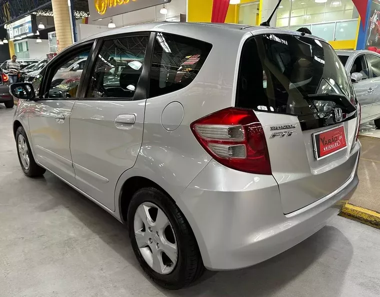 Honda FIT Cinza 3