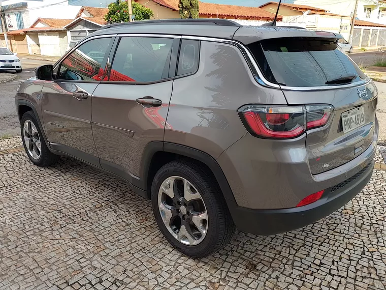 Foto do carro