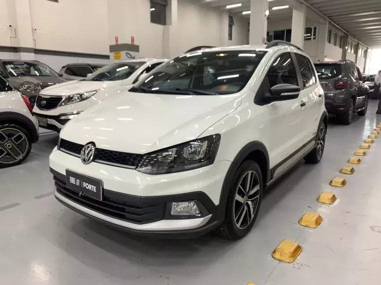 Volkswagen Fox Branco 1