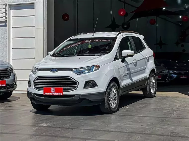 Ford Ecosport Branco 11