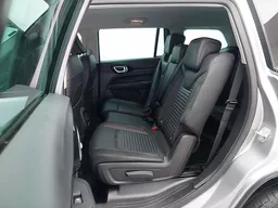 Jeep Commander
