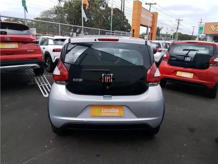 Fiat Mobi Prata 2