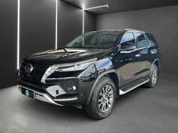 Toyota Hilux SW4
