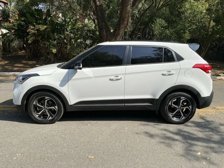 Hyundai Creta Branco 12