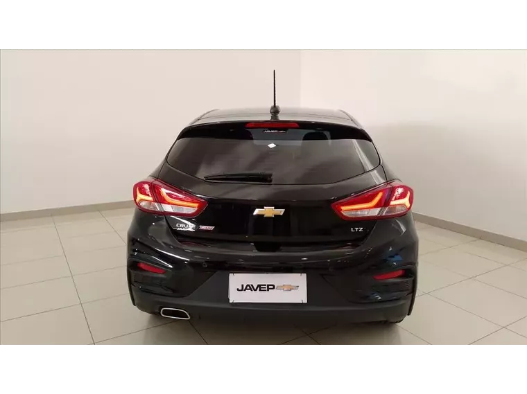 Chevrolet Cruze Preto 2