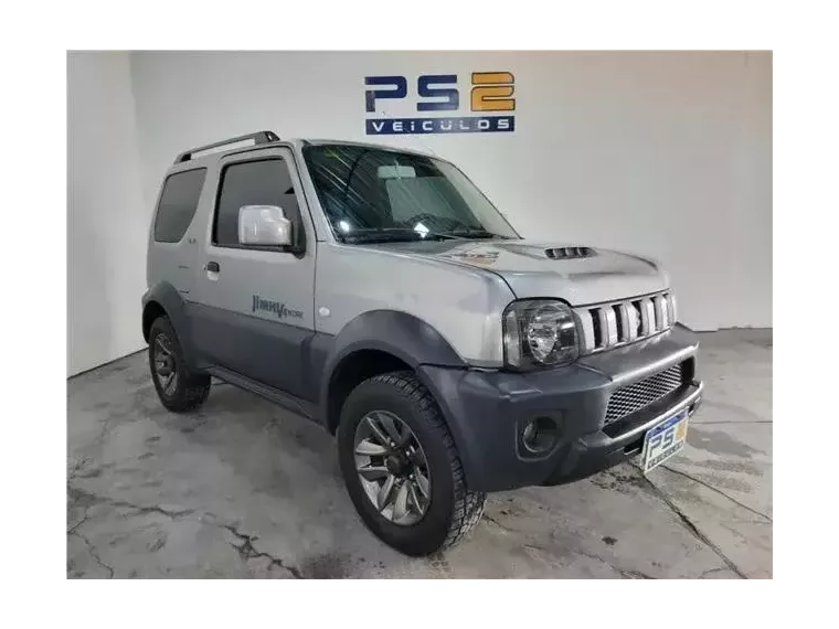 Suzuki Jimny Cinza 3