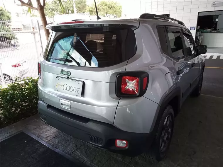 Jeep Renegade Prata 6