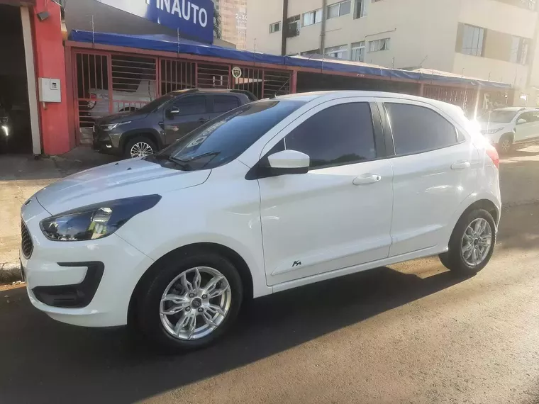 Ford KA Branco 1