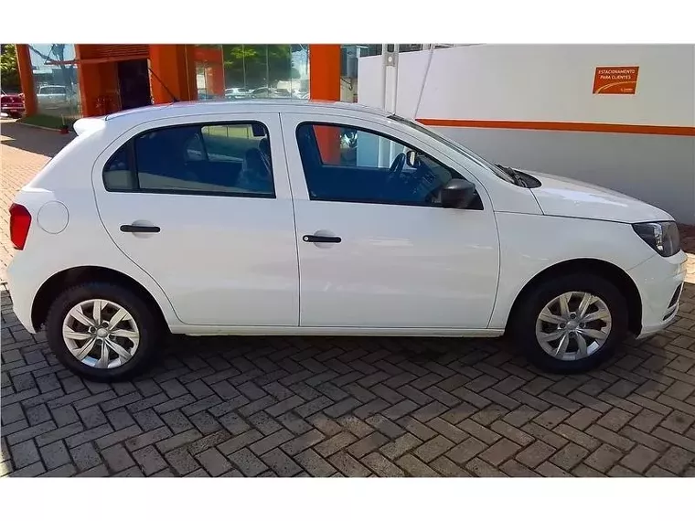 Volkswagen Gol Branco 14