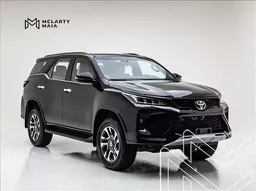 Toyota Hilux SW4